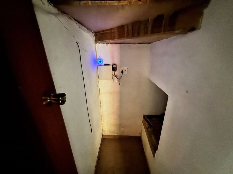 6 Bedroom Property for Sale in Orkney North West